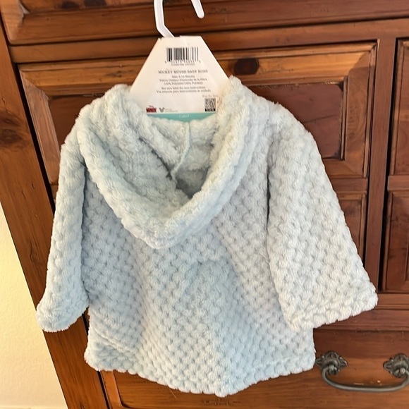 NWT Disney Baby Light Blue Robe 0-12 Months - Picture 4 of 4